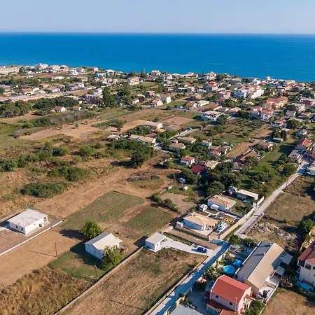 Relaxrooms 3* לפקימי