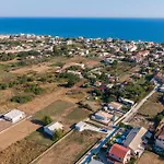 Relaxrooms 3* Lefkími