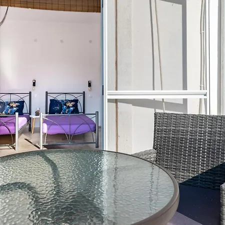 Relaxrooms Pensionat Lefkimmi (Corfu)